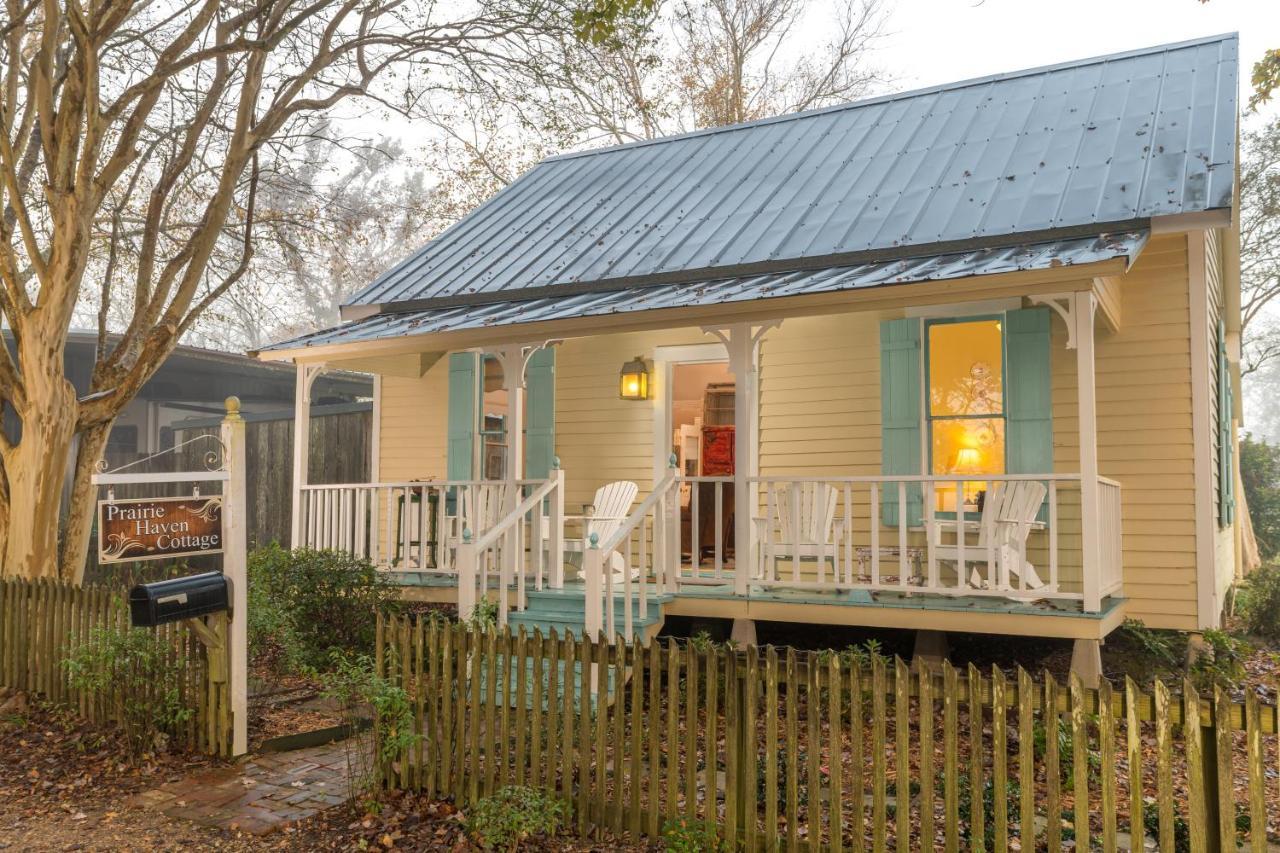 Maison D'Memoire Bed & Breakfast Cottages Rayne Esterno foto
